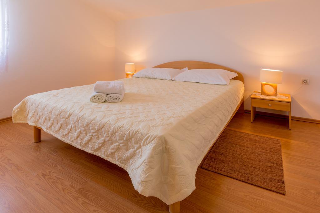 Apartments Marica Novi Vinodolski Ngoại thất bức ảnh