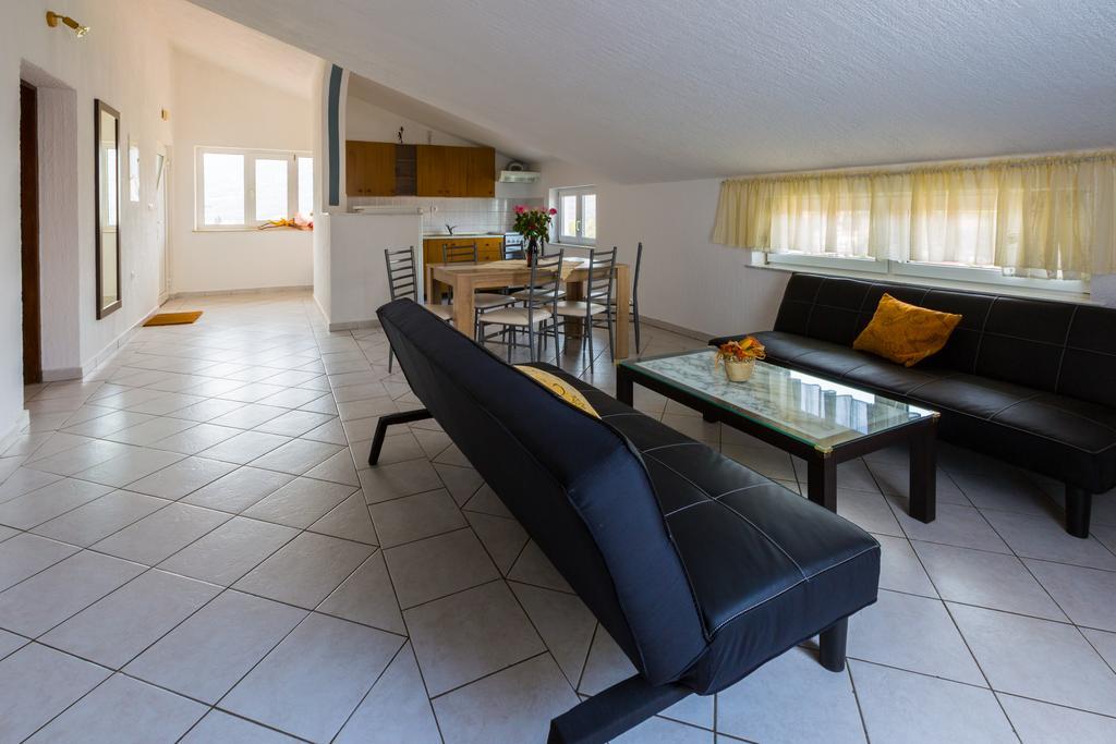 Apartments Marica Novi Vinodolski Ngoại thất bức ảnh