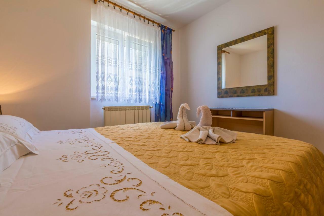 Apartments Marica Novi Vinodolski Ngoại thất bức ảnh